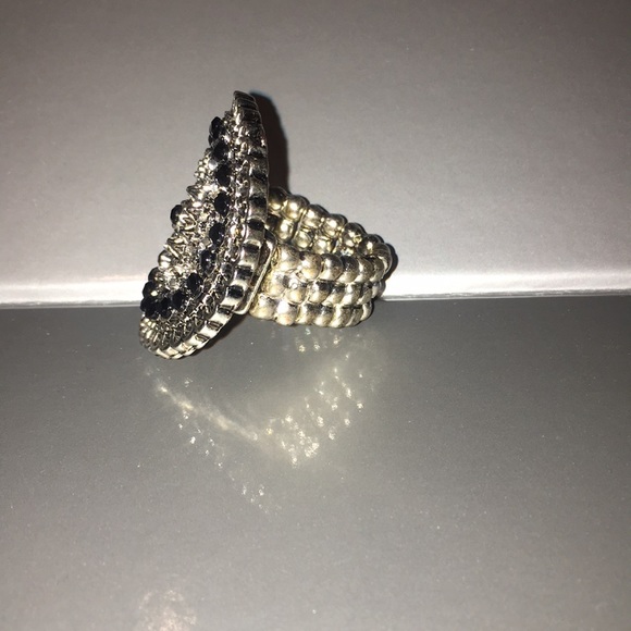 Ring - Picture 2 of 2